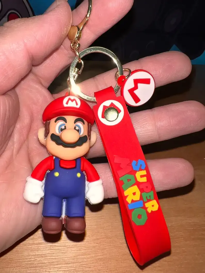 Super Mario - Standing Mario Keychain