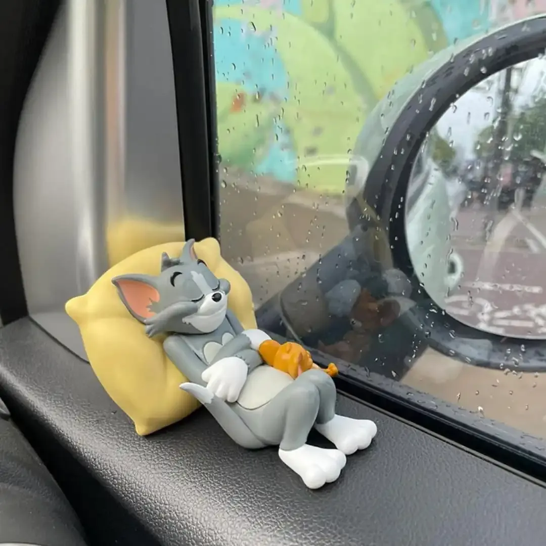 Unlikely Friendship - Tom & Jerry Collectable